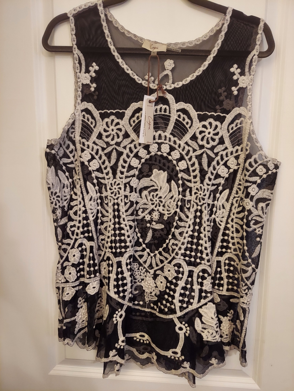 Sioni Sheer Black Camisole with White Lace Embroidery. XL. NWT.